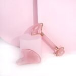 ⁦BW Rose Quartz Roller & Gua Sha⁩ - الصورة ⁦2⁩